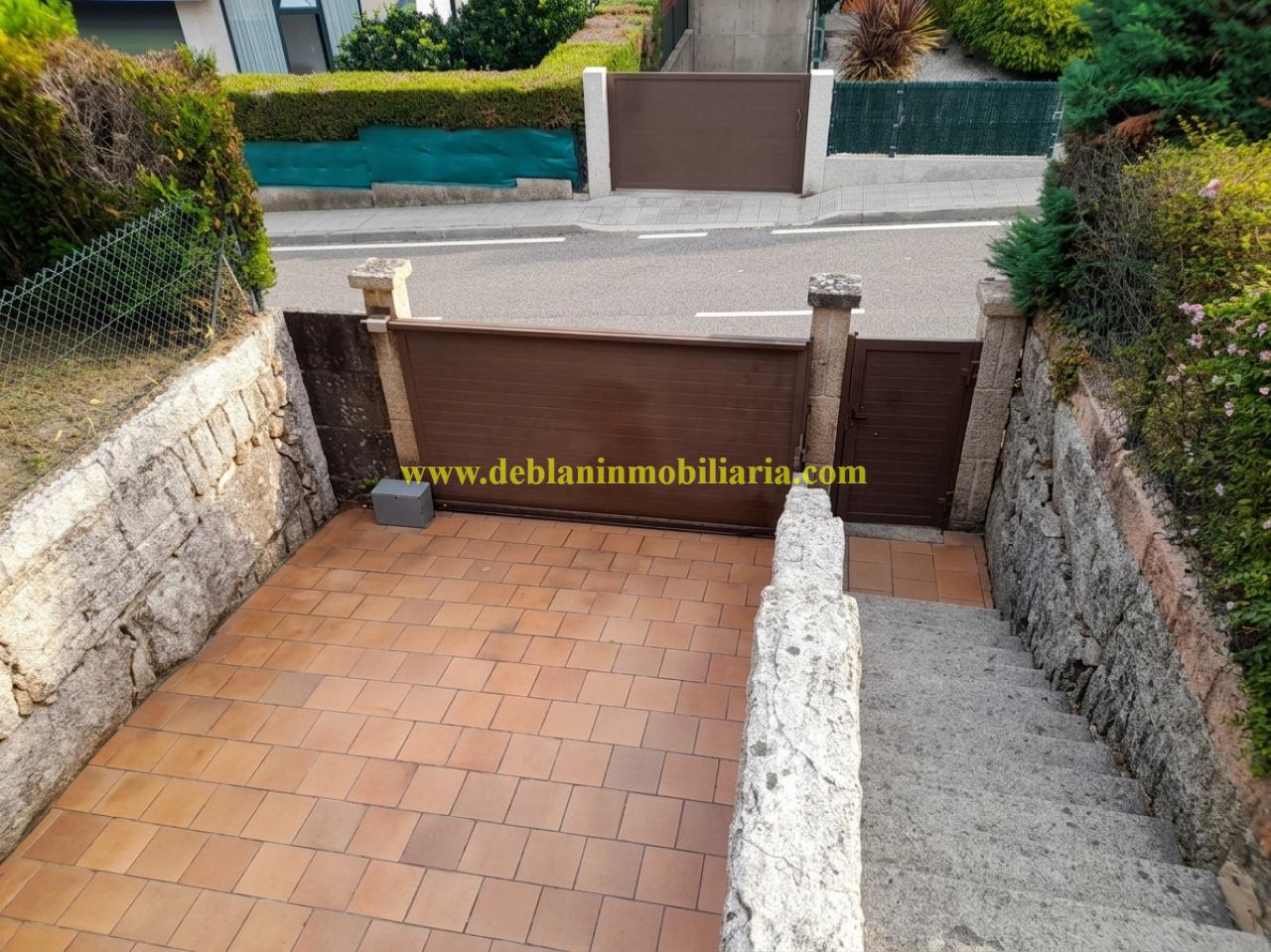179067196147000046045_179067190603 CHALET DE 202 M2., UBICADO EN LA URBANIZACIÓN POUSA DO BISPO