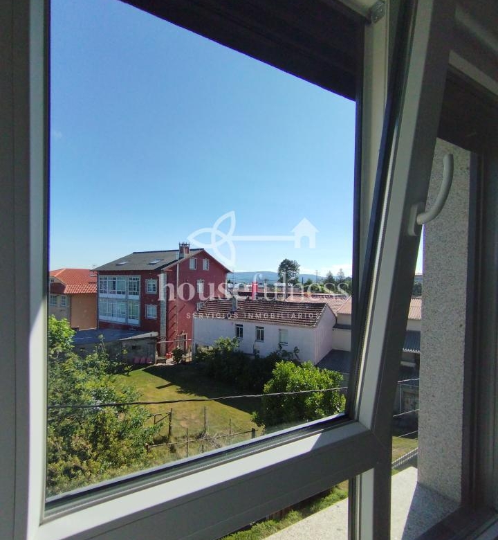 ALQUILER EN CATABOIS – A ESTRENAR – APARTAMENTO CON ASCENSOR Y GARAJE