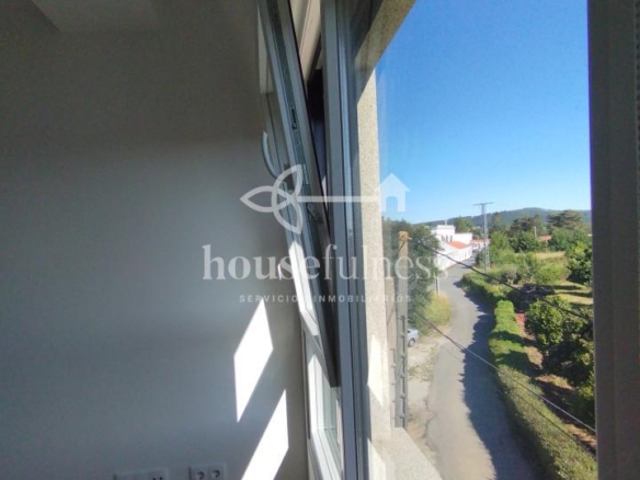 ALQUILER EN CATABOIS – A ESTRENAR – APARTAMENTO CON ASCENSOR Y GARAJE