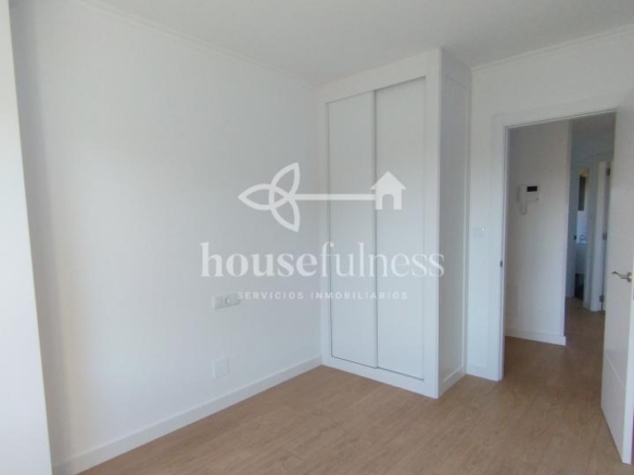 ALQUILER EN CATABOIS – A ESTRENAR – APARTAMENTO CON ASCENSOR Y GARAJE