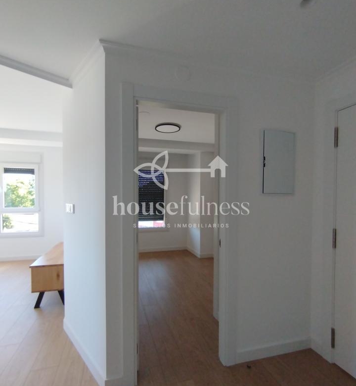 ALQUILER EN CATABOIS – A ESTRENAR – APARTAMENTO CON ASCENSOR Y GARAJE