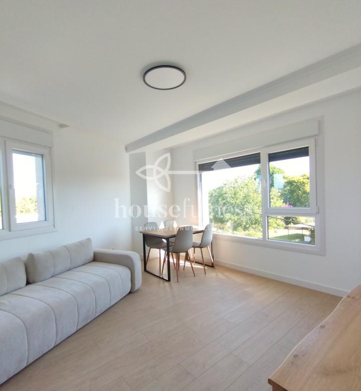ALQUILER EN CATABOIS – A ESTRENAR – APARTAMENTO CON ASCENSOR Y GARAJE