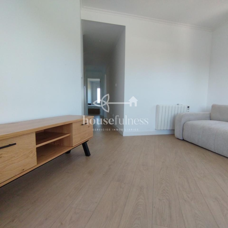 ALQUILER EN CATABOIS – A ESTRENAR – APARTAMENTO CON ASCENSOR Y GARAJE