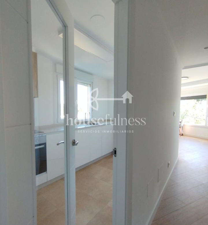 ALQUILER EN CATABOIS – A ESTRENAR – APARTAMENTO CON ASCENSOR Y GARAJE
