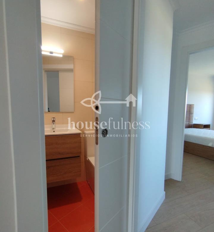 ALQUILER EN CATABOIS – A ESTRENAR – APARTAMENTO CON ASCENSOR Y GARAJE