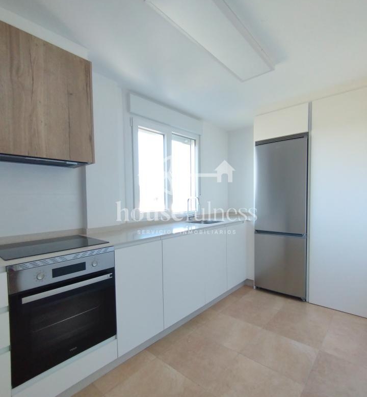 ALQUILER EN CATABOIS – A ESTRENAR – APARTAMENTO CON ASCENSOR Y GARAJE