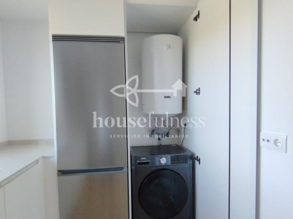 ALQUILER EN CATABOIS – A ESTRENAR – APARTAMENTO CON ASCENSOR Y GARAJE