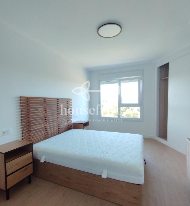 ALQUILER EN CATABOIS – A ESTRENAR – APARTAMENTO CON ASCENSOR Y GARAJE