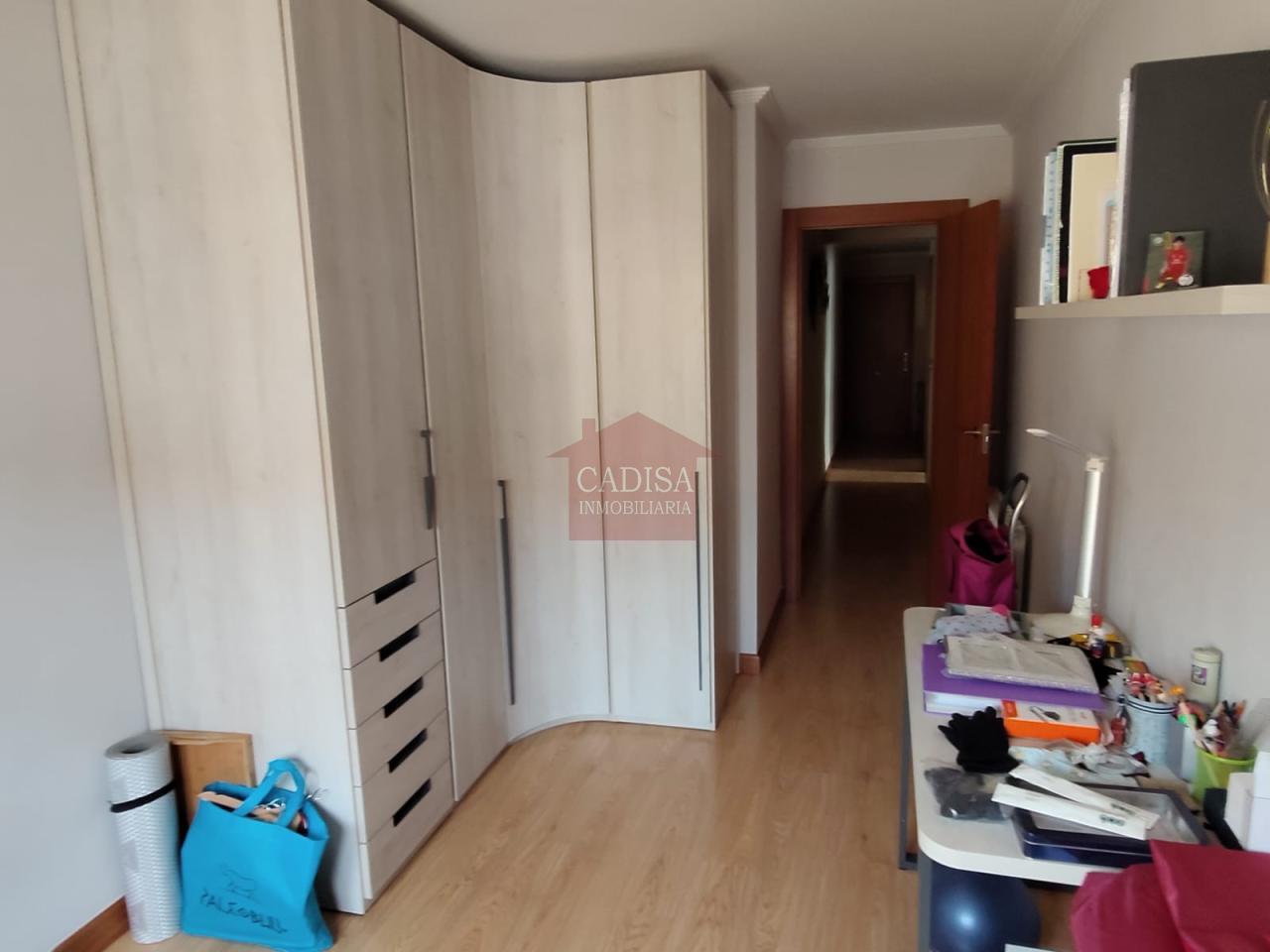 179067706139200173758_179067628459 ALQUILER DE PISO JUNTO A LA PLAZA DEL OESTE.REF:10659