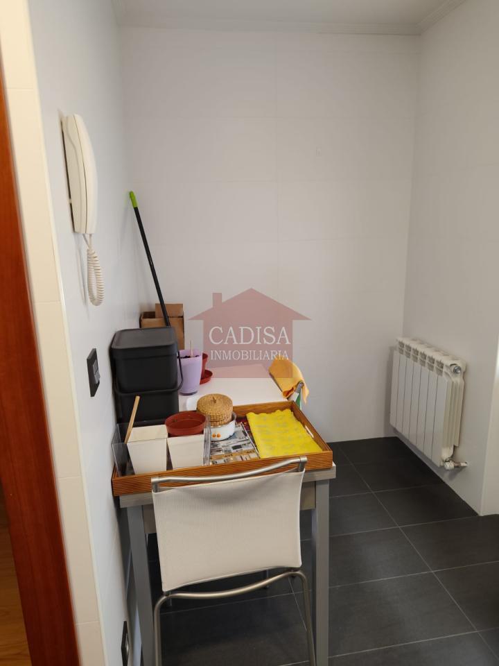 179067706593600173758_179067629091 ALQUILER DE PISO JUNTO A LA PLAZA DEL OESTE.REF:10659