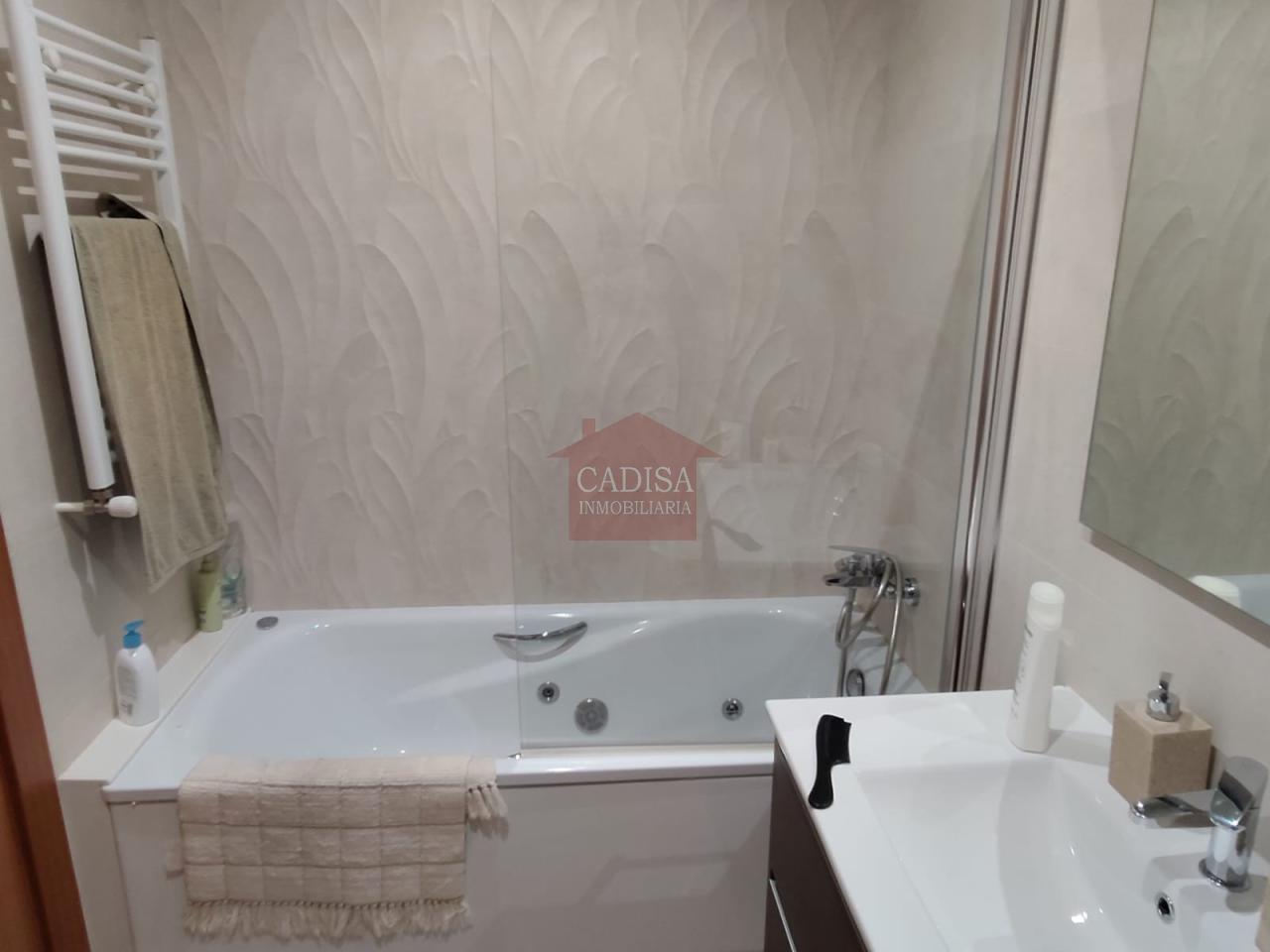 179067706749100173758_179067629311 ALQUILER DE PISO JUNTO A LA PLAZA DEL OESTE.REF:10659