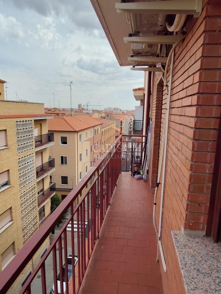 179067706845500173758_179067629426 ALQUILER DE PISO JUNTO A LA PLAZA DEL OESTE.REF:10659