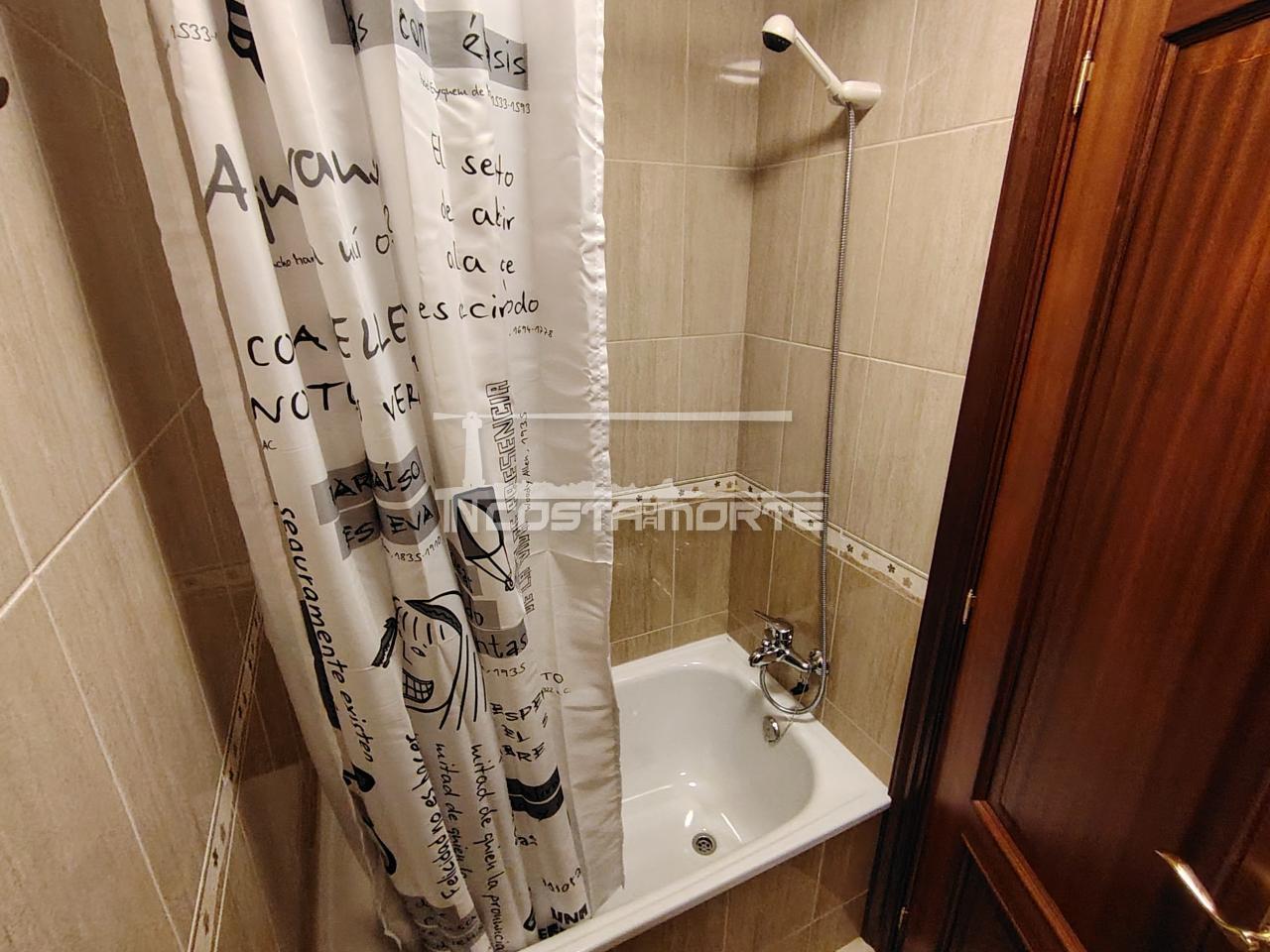 179067984162100173762_179067943354 Apartamento en alquiler en Fisterra – Playa de Langosteira