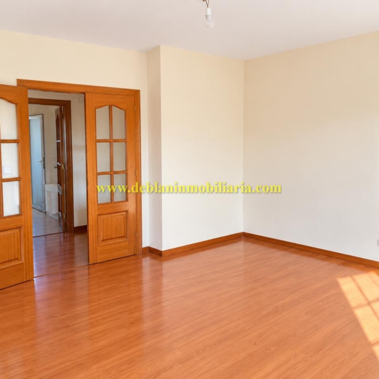PISO AMPLIO DE 3 HABITACIONES SIN AMUEBLAR