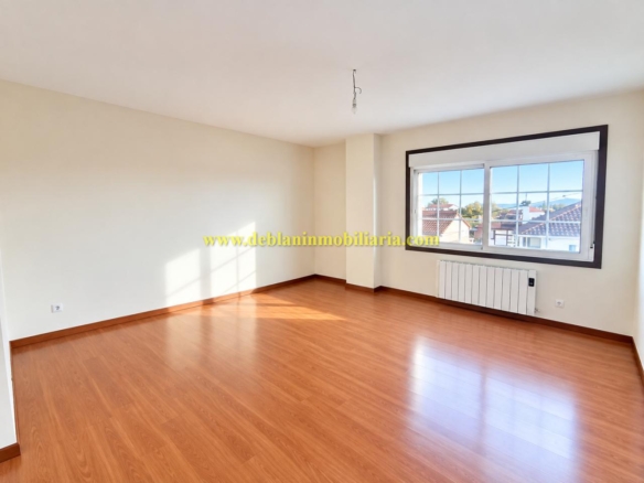 PISO AMPLIO DE 3 HABITACIONES SIN AMUEBLAR