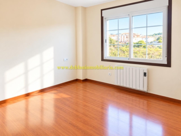 PISO AMPLIO DE 3 HABITACIONES SIN AMUEBLAR