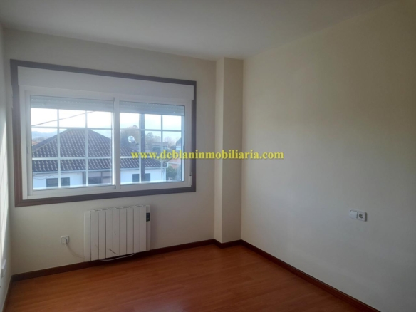 PISO AMPLIO DE 3 HABITACIONES SIN AMUEBLAR