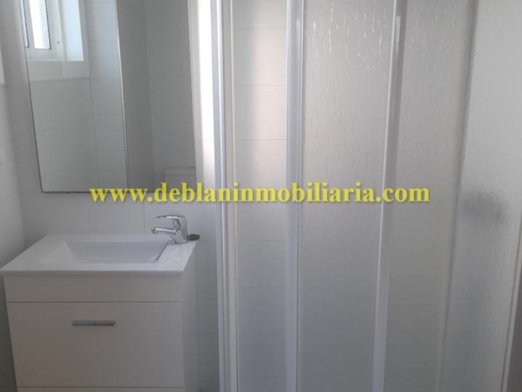 PISO AMPLIO DE 3 HABITACIONES SIN AMUEBLAR