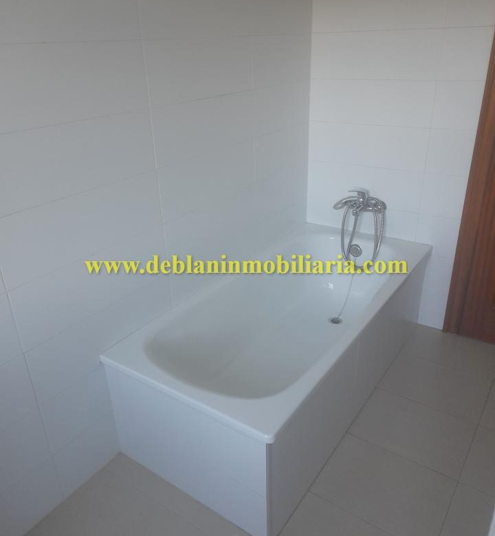 PISO AMPLIO DE 3 HABITACIONES SIN AMUEBLAR