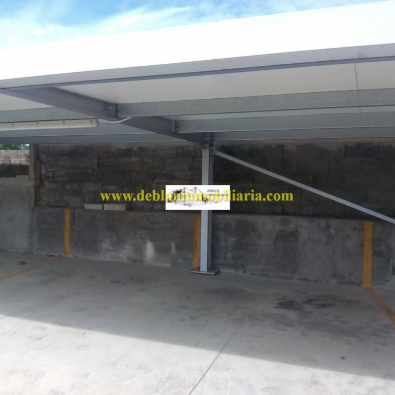 PISO AMPLIO DE 3 HABITACIONES SIN AMUEBLAR