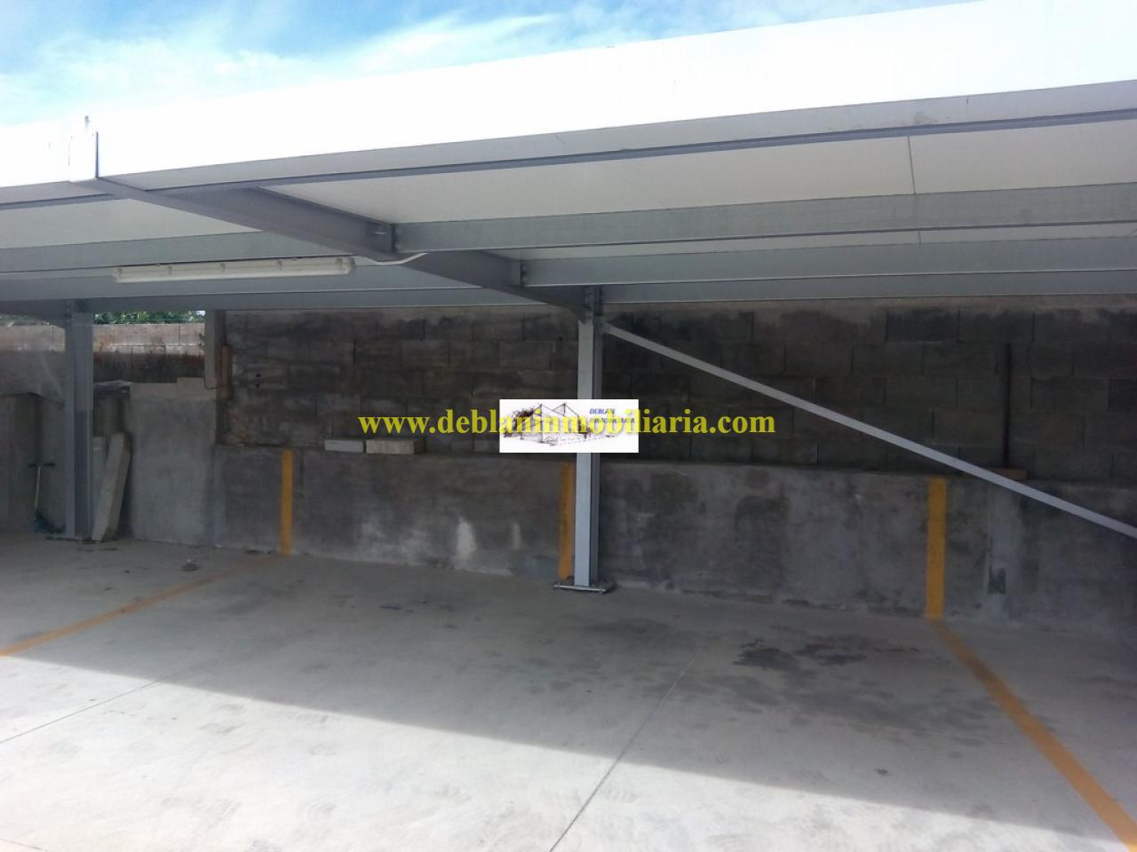 179069072591500173768_179069068264 PISO AMPLIO DE 3 HABITACIONES SIN AMUEBLAR