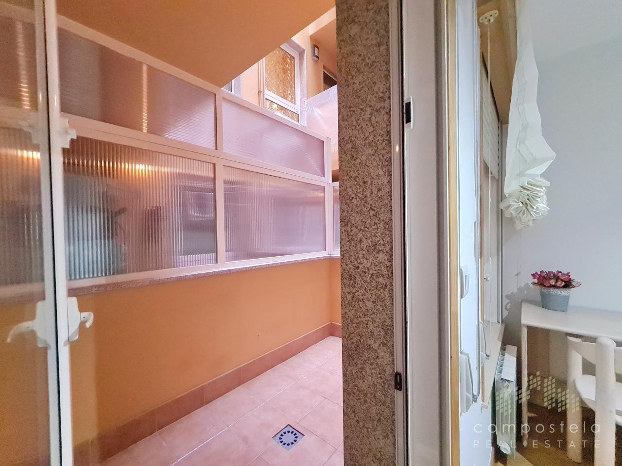 179070173511500172242_178396718762 Jardín y terraza propios de la vivienda