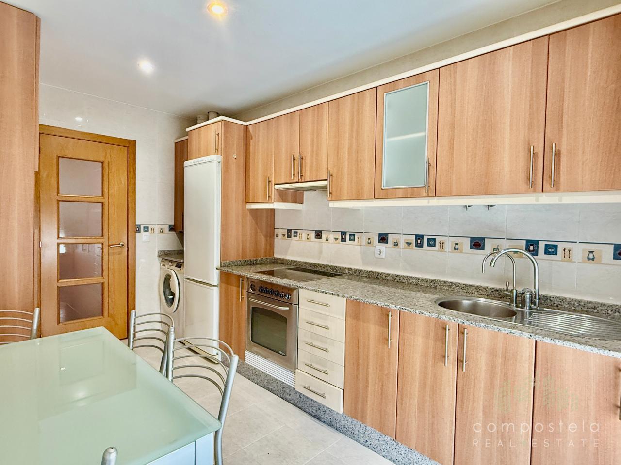 179070197694900172242_179070096952 Jardín y terraza propios de la vivienda