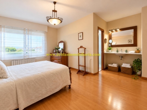 PISO DE 230m2 CON AMPLIA TERRAZA