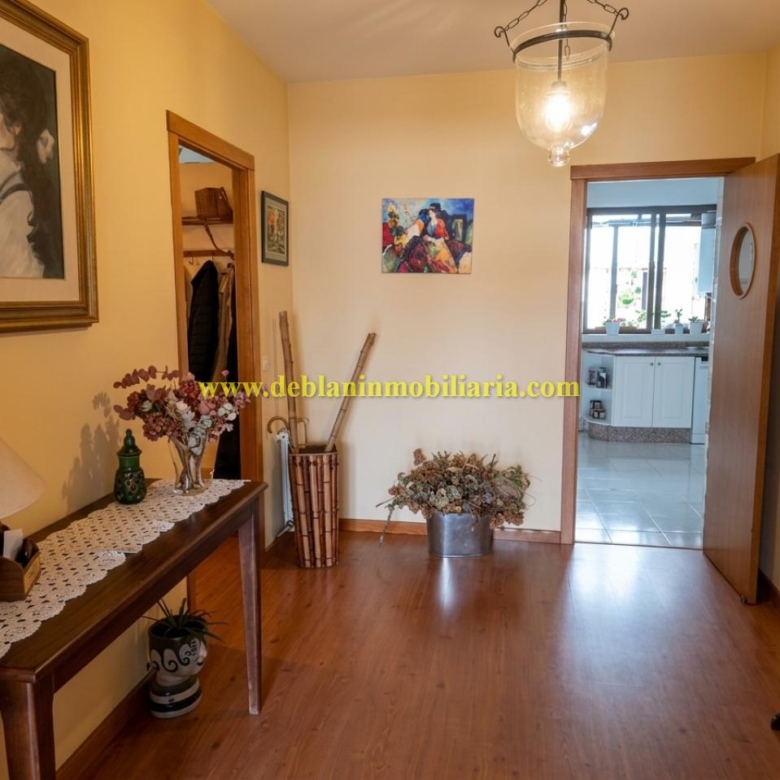 PISO DE 230m2 CON AMPLIA TERRAZA