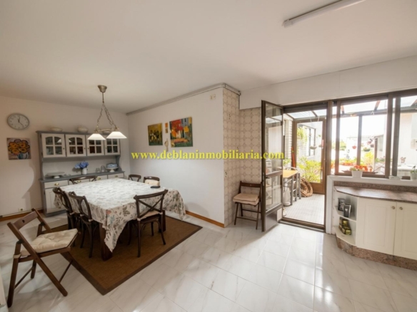 PISO DE 230m2 CON AMPLIA TERRAZA