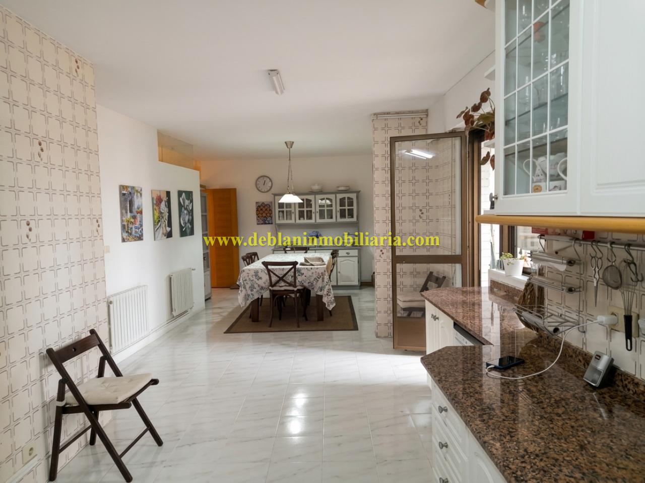 179070635118800173778_179070481078 PISO DE 230m2 CON AMPLIA TERRAZA