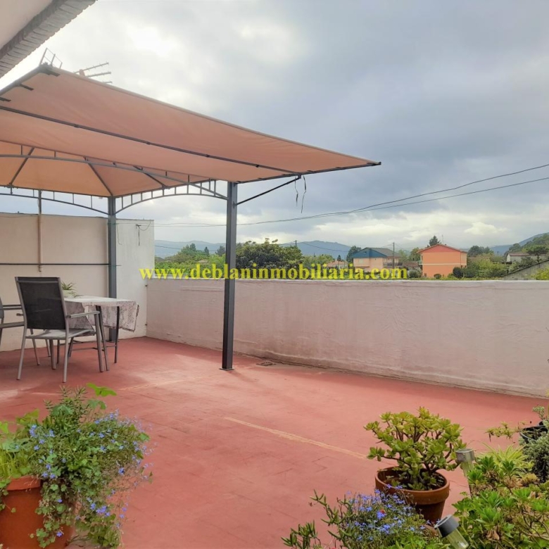 PISO DE 230m2 CON AMPLIA TERRAZA
