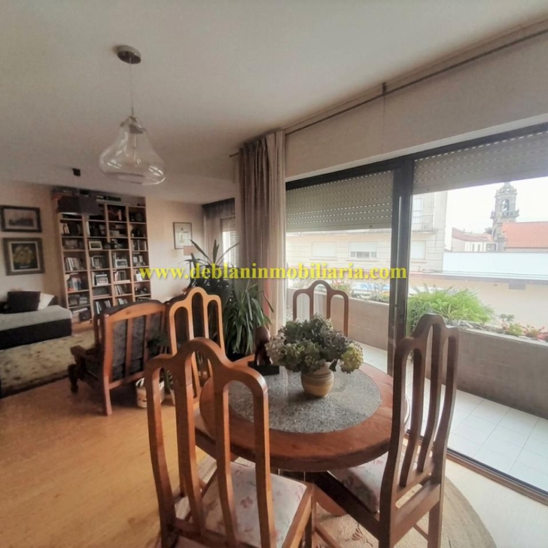 PISO DE 230m2 CON AMPLIA TERRAZA