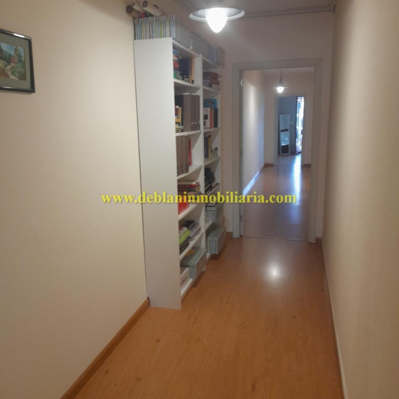 PISO DE 230m2 CON AMPLIA TERRAZA