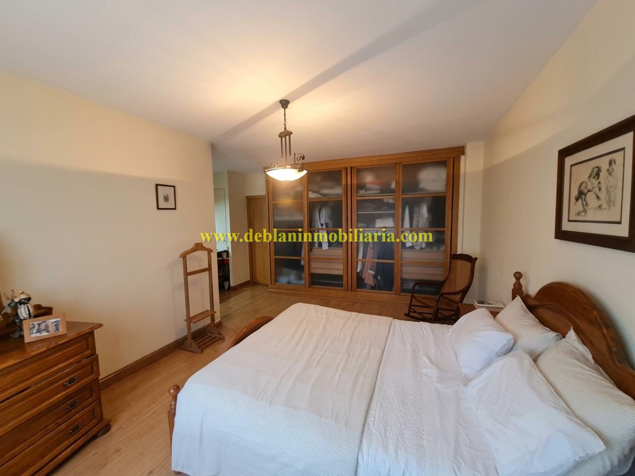 179070636060400173778_179070483877 PISO DE 230m2 CON AMPLIA TERRAZA