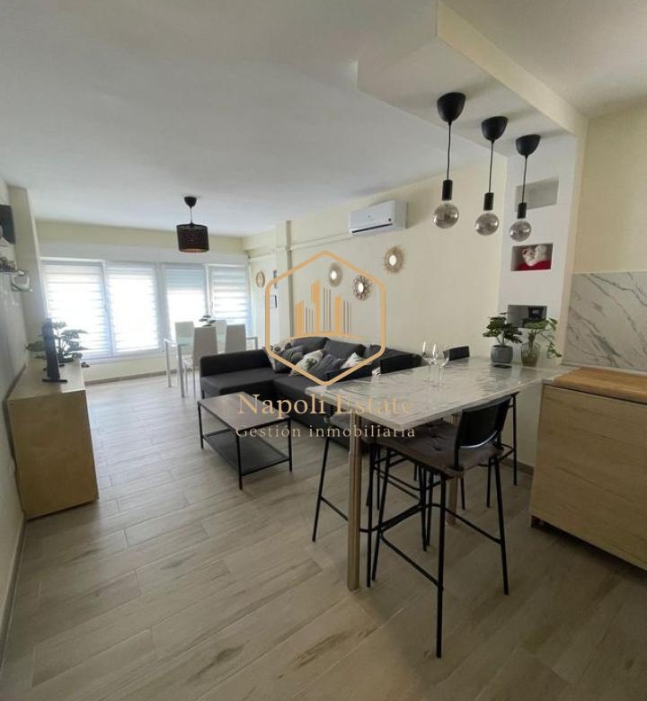 LUMINOSO APARTAMENTO EN ALQUILER – BENALMÁDENA COSTA