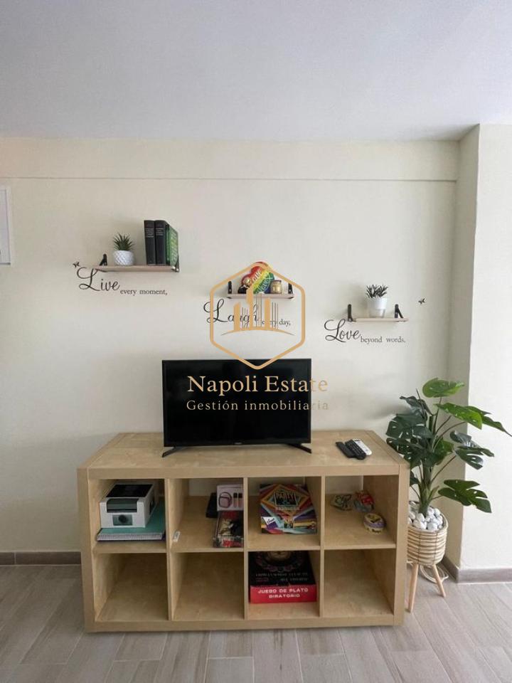 LUMINOSO APARTAMENTO EN ALQUILER – BENALMÁDENA COSTA
