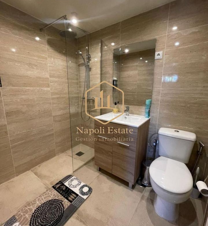 LUMINOSO APARTAMENTO EN ALQUILER – BENALMÁDENA COSTA