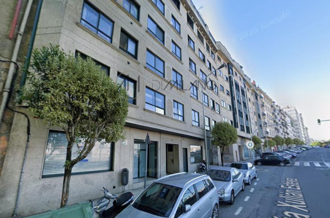 179076790235900029607_178670287024 Local comercial de 225 m2 en Xulián Estévez
