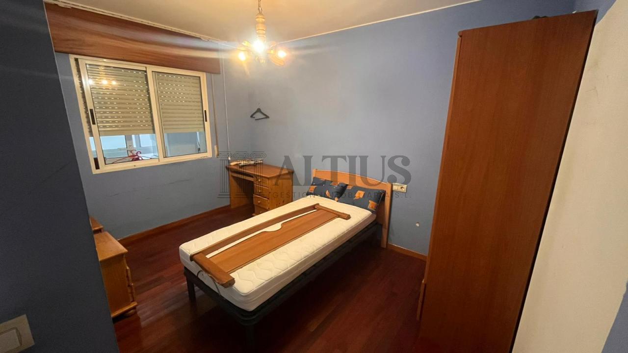 179085543192800170395_177607894551 Piso en alquiler- Av. Benito Vigo A estrada