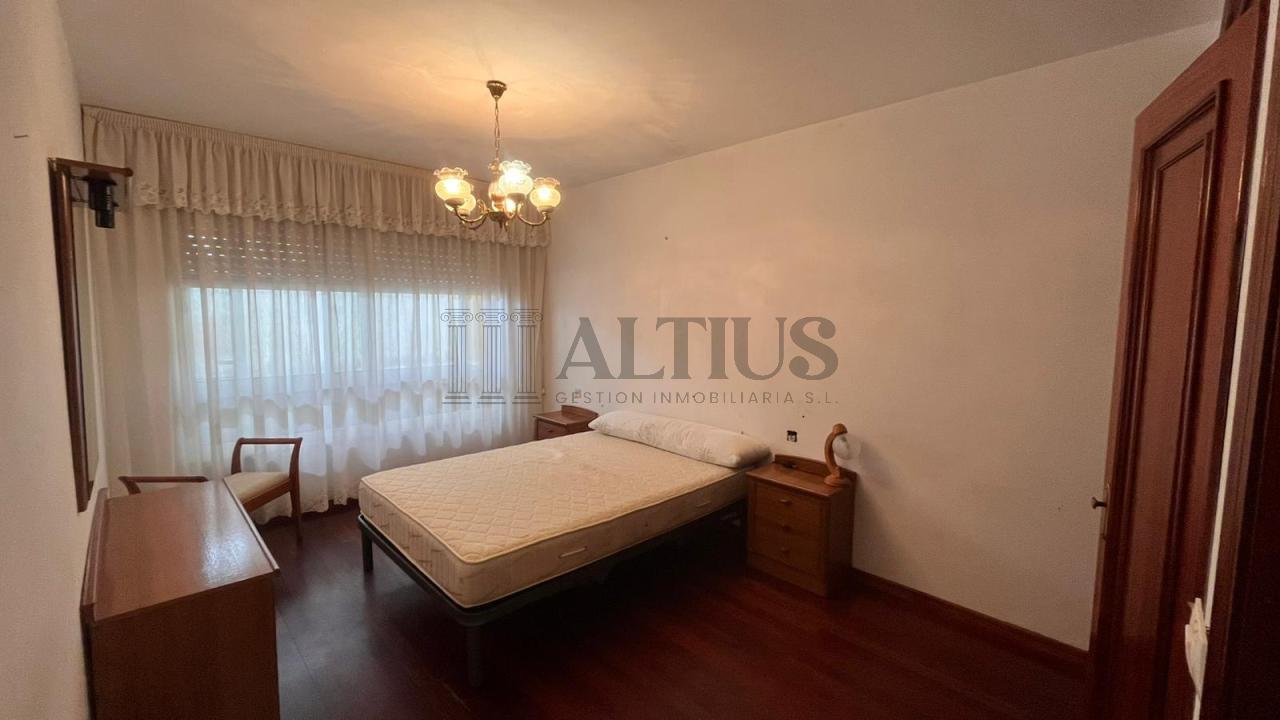 179085543446600170395_177607895051 Piso en alquiler- Av. Benito Vigo A estrada