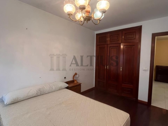 Piso en alquiler-  Av. Benito Vigo A estrada