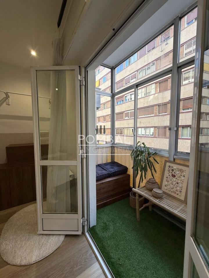 PISO REFORMADO CON TERRAZA CUBIERTA EN AVENIDA DE BUENOS AIRES