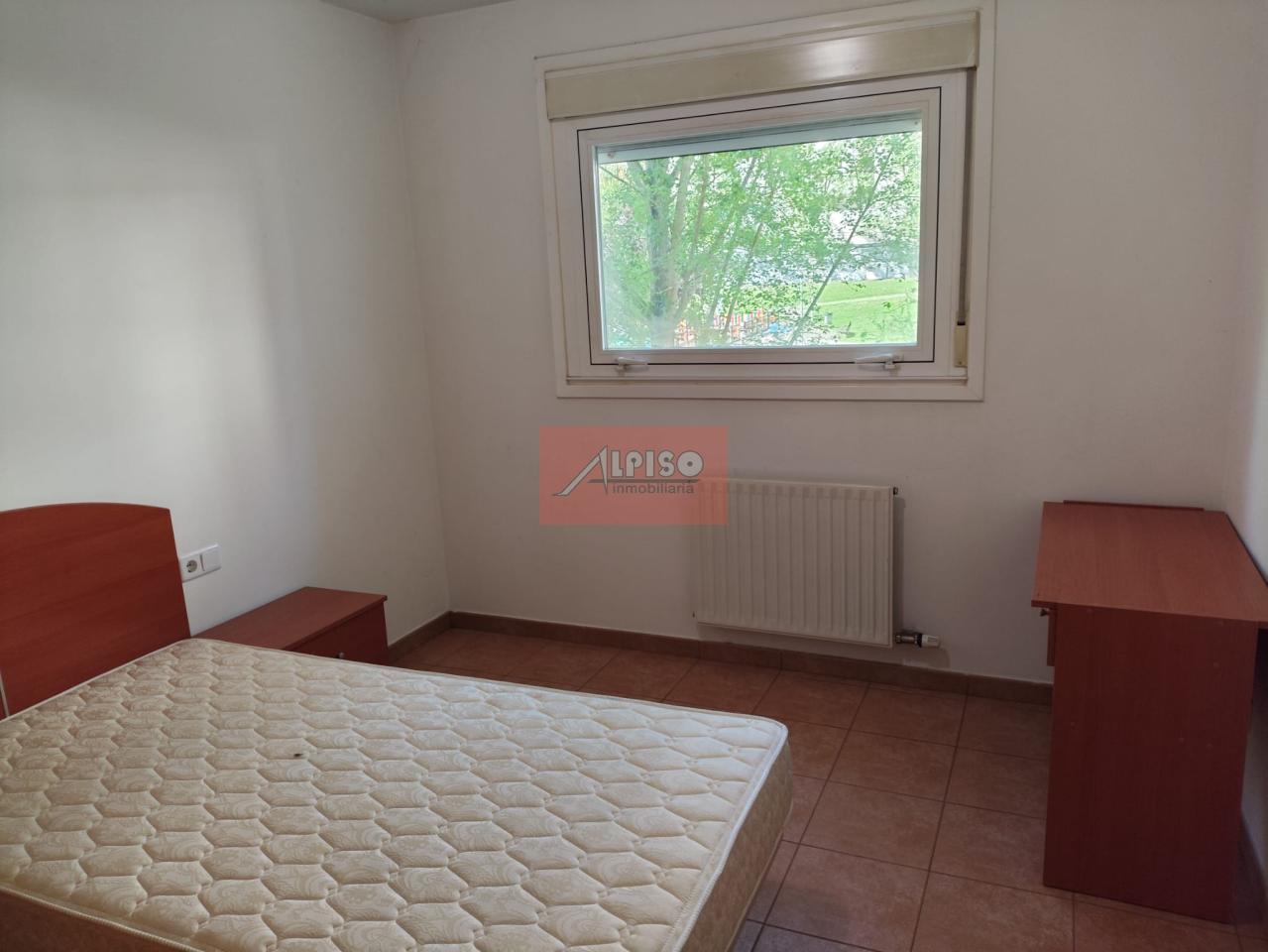 179092677215500161918_174300815584 Piso en Ourense