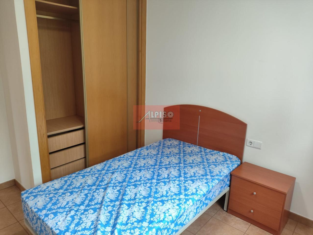 179092677586500161918_178758377756 Piso en Ourense