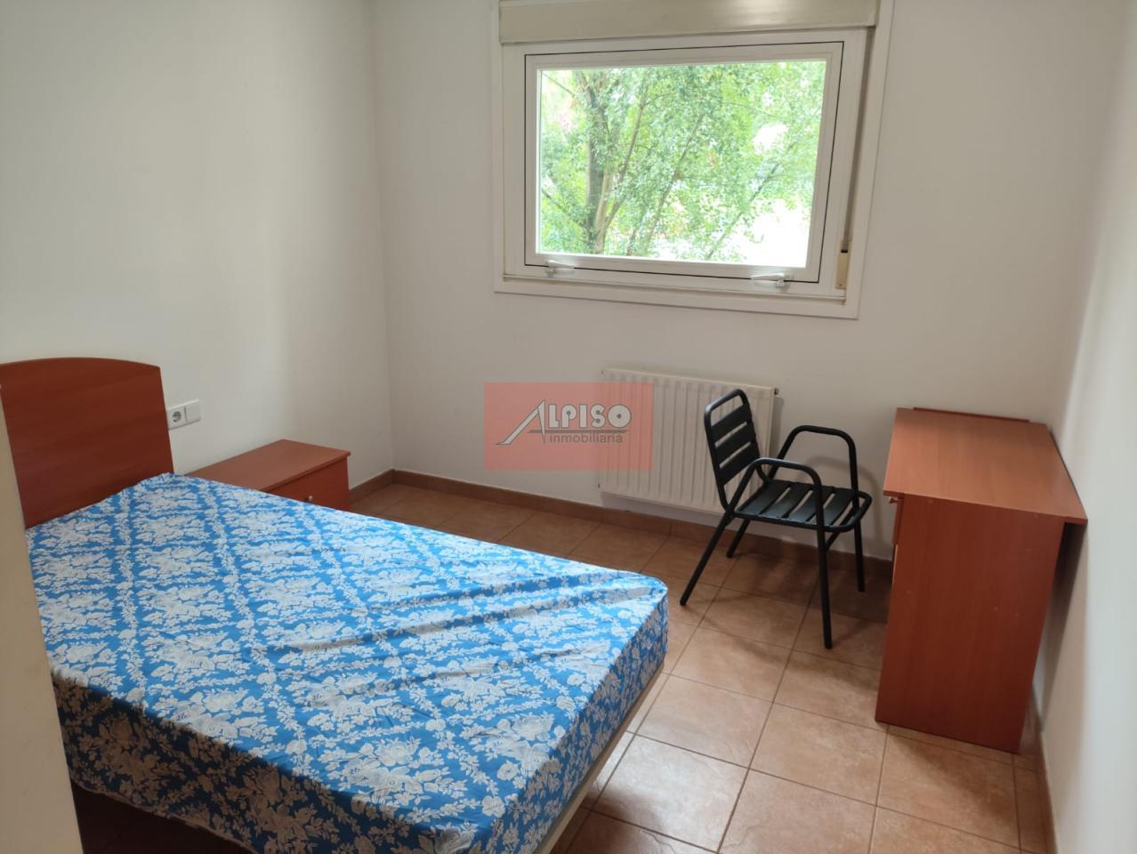 179092677771000161918_178758375592 Piso en Ourense