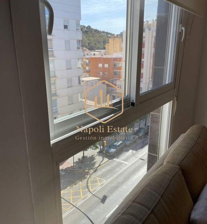 AMPLIO Y LUMINOSO PISO EN ALQUILER – OLLETAS, MÁLAGA