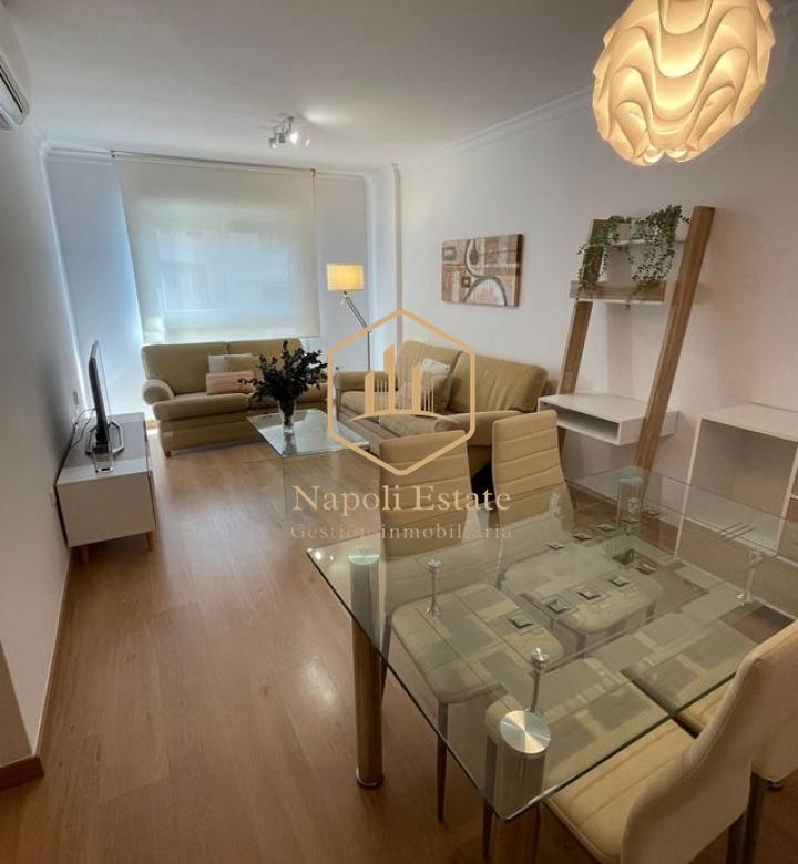 AMPLIO Y LUMINOSO PISO EN ALQUILER – OLLETAS, MÁLAGA