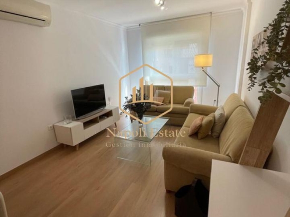 AMPLIO Y LUMINOSO PISO EN ALQUILER – OLLETAS, MÁLAGA