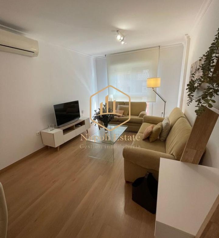AMPLIO Y LUMINOSO PISO EN ALQUILER – OLLETAS, MÁLAGA